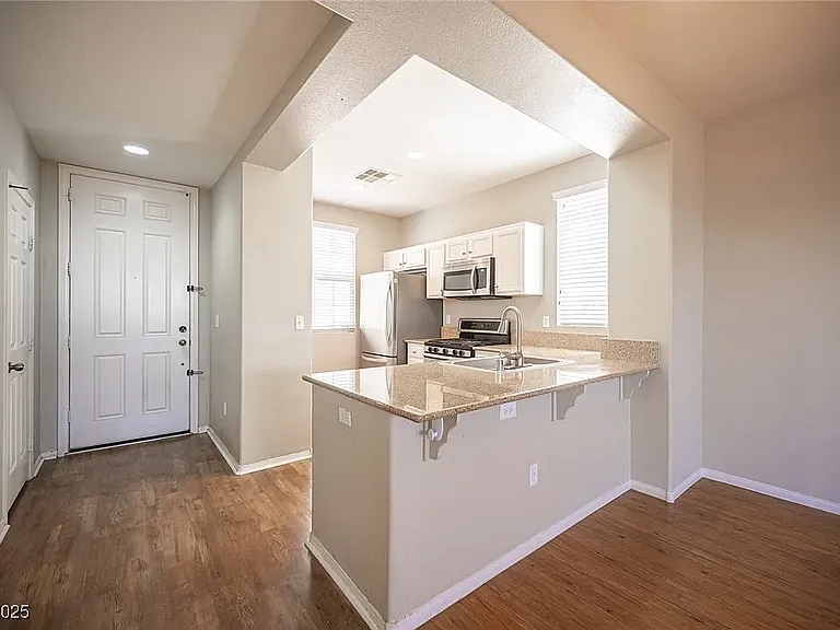 8368 Creek Canyon Ave — Photo 11