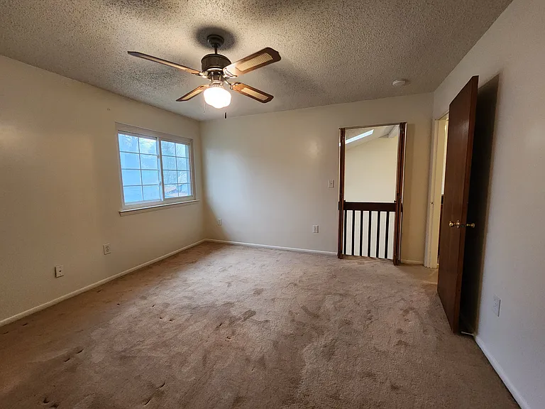 4080 Sherman Oaks Ave — Photo 29