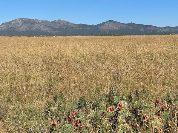 136 Moseley Rd, Edgewood, NM 87015