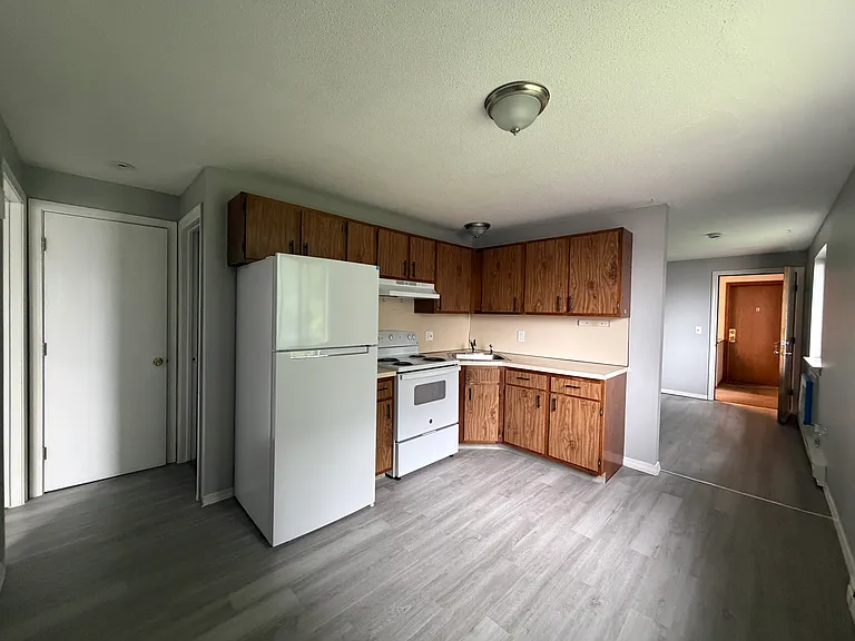 30 Hart Cir #8A — Photo 2