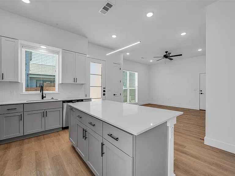 1601-515 Mustang Dr — Photo 10