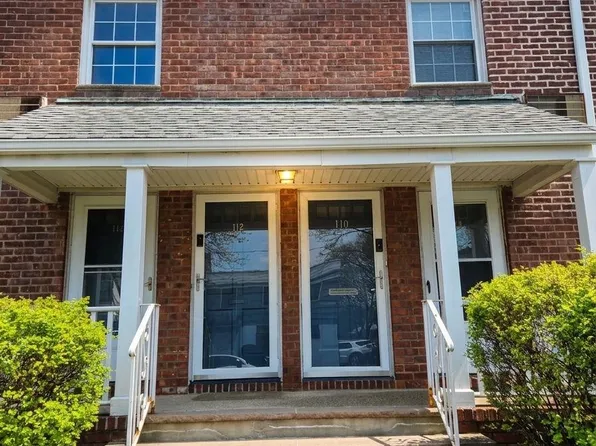 112 Darwin Ave #27, Rutherford, NJ 07070