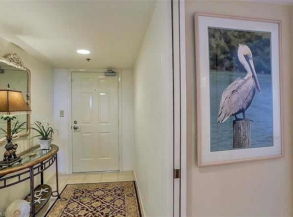 4th image of 26235 Hickory Blvd APT 6A