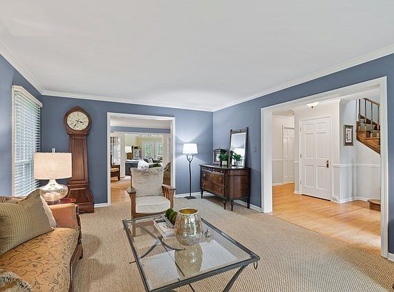 Exceptional flow in this traditional home will accommodate any amount of activity.