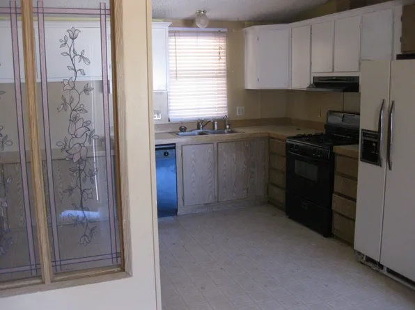 5355 Madeiros Dr, Sun Valley, NV 89433