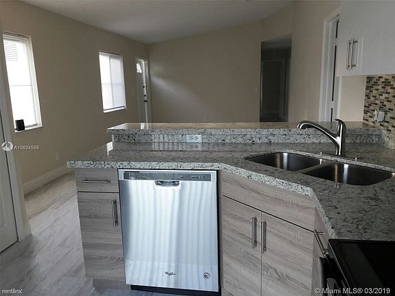 B0511DB0-CCB1-448A-B7EB-98CC7678F656