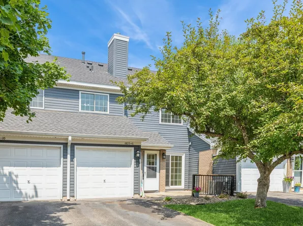 1825 Donegal Dr APT 11, Woodbury, MN 55125