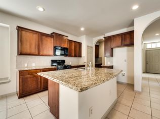1409 Macon Dr, Aubrey, TX 76227