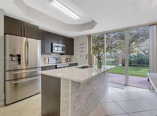 10608 SW 8th St #103, Pembroke Pines, FL 33025