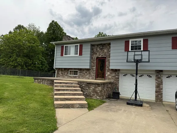 290 Parker St, Princewick, WV 25908