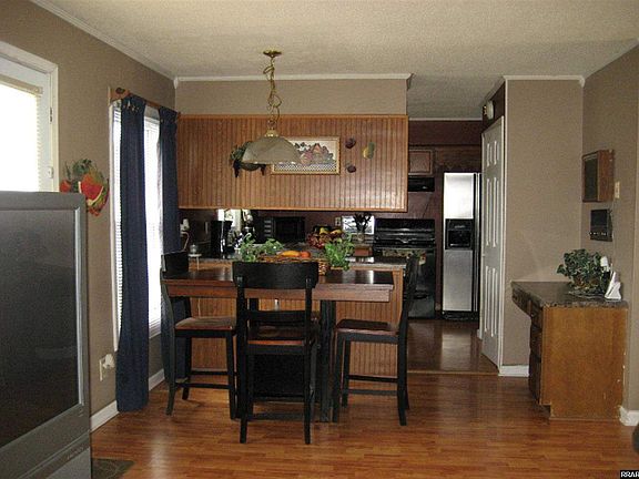 KITCHEN FROM GREAT ROOM
