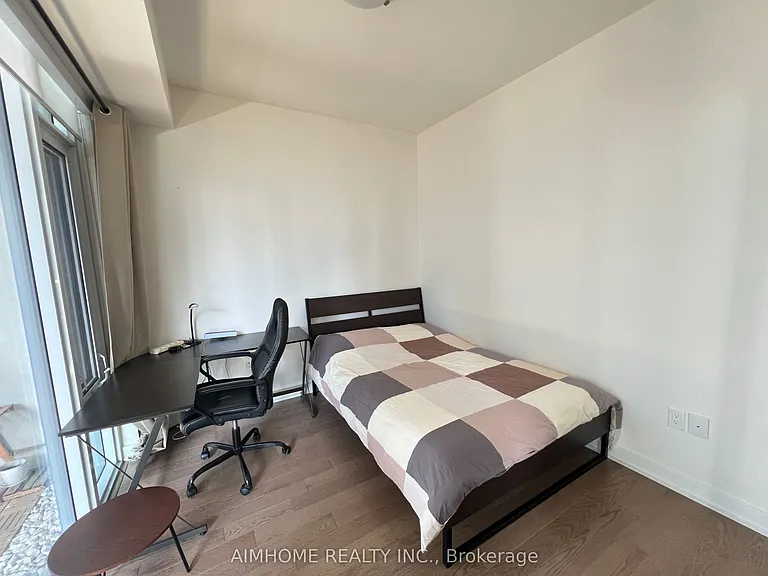 330 Richmond St W #1703 — Photo 8
