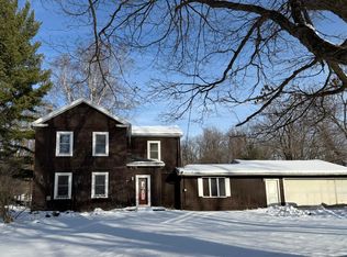 236 W Main St, Vermontville, MI 49096
