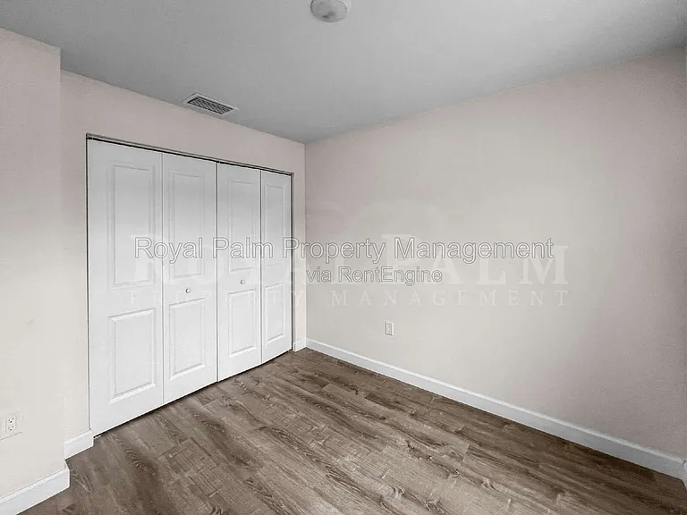 745 Harry Ave S — Photo 19