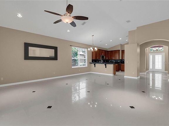 4th image of 3437 Lake Jean Dr