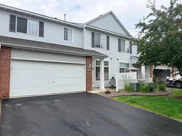 9625 Queensland Ln N, Maple Grove, MN 55311