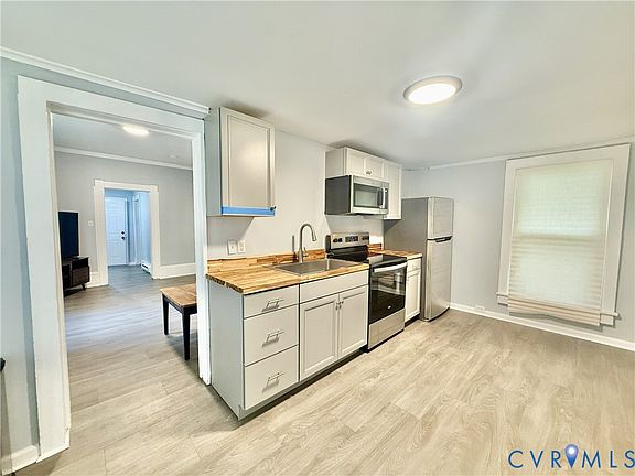 4th image of 419 Park Ave