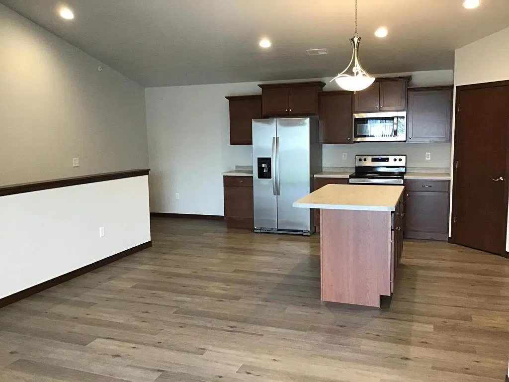 535 Linden Dr E, Lomira, WI 53048 — Photo 3