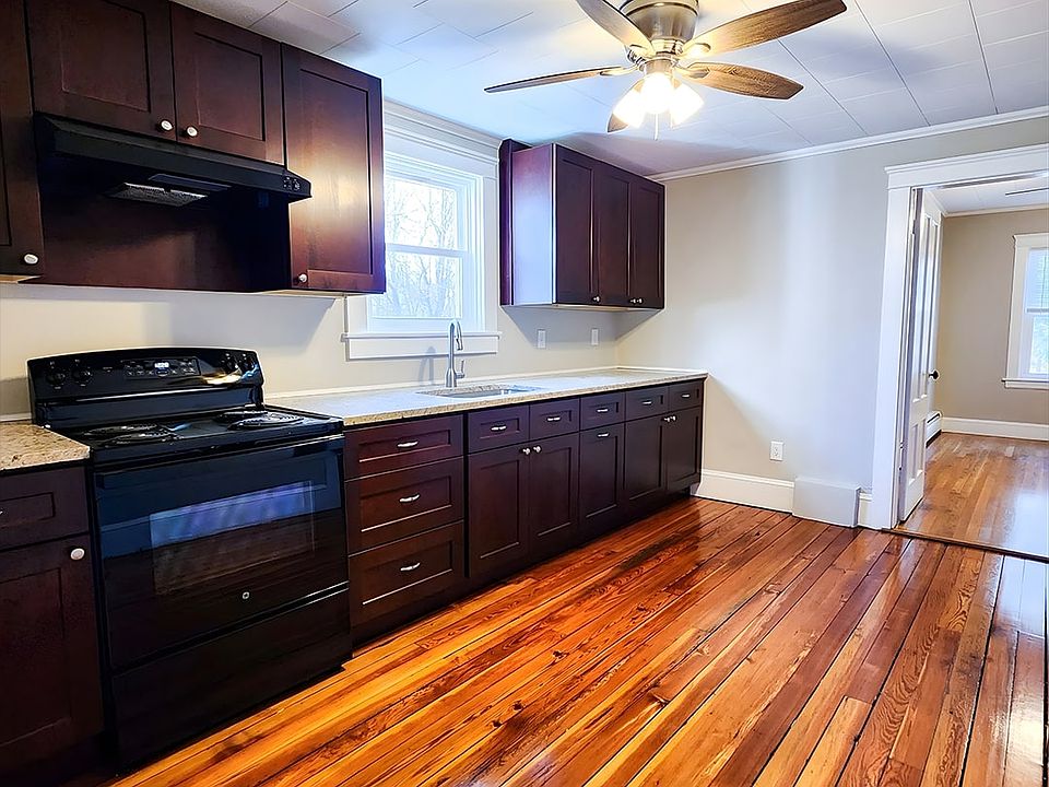 1st image of 80 Ramies Ln APT 3