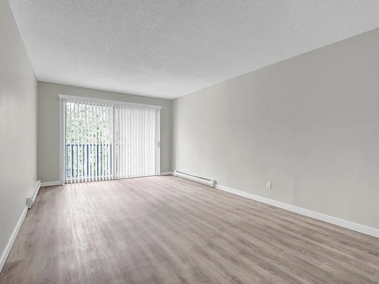 2441 Countess St — Photo 19