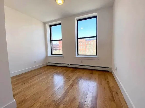 2269 Adam Clayton Powell Boulevard image 5 of 11