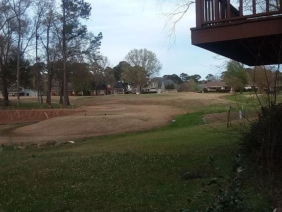 2nd image of 586 S Deerfield Dr