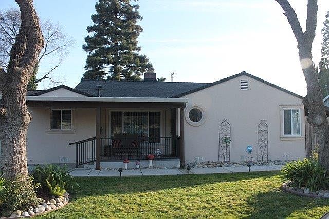 1st image of 1618 W Valencia Ave