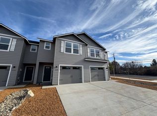 61400 Franke Ln, Bend, OR 97702