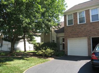 13711 Springhaven Dr, Chantilly, VA 20151