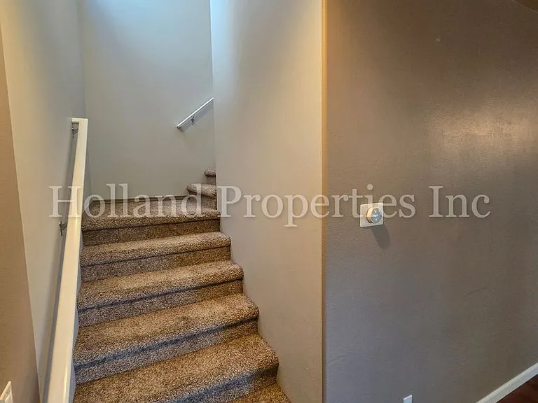 19021 SW York St — Photo 7