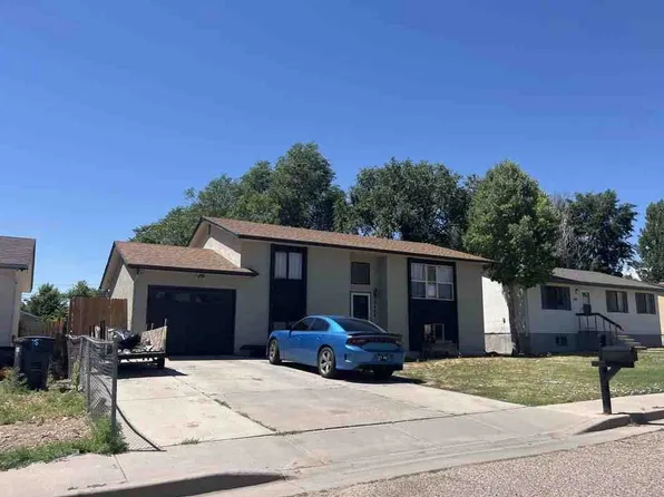 2404 Tucci Ln, Pueblo, CO 81004