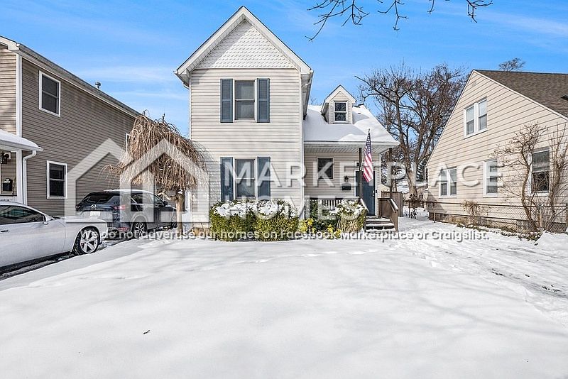 1st image of 3753 Buckingham Ave