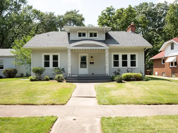 1828 Douglas St, Rockford, IL 61103