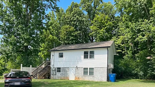 862 Berry St NE Photo 1