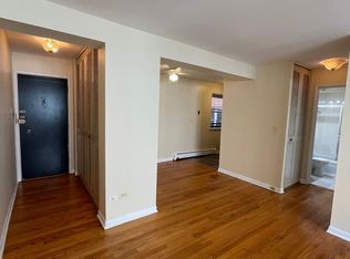 3160 N Cambridge Ave APT 507, Chicago, IL 60657