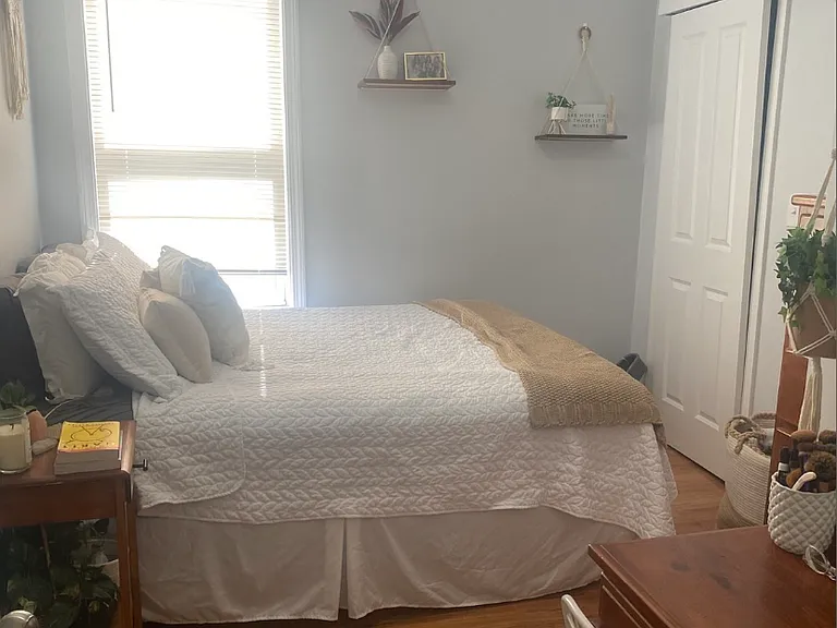 42 Moseley St #2 — Photo 5