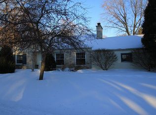 6616 N Elm Tree Rd, Glendale, WI 53217