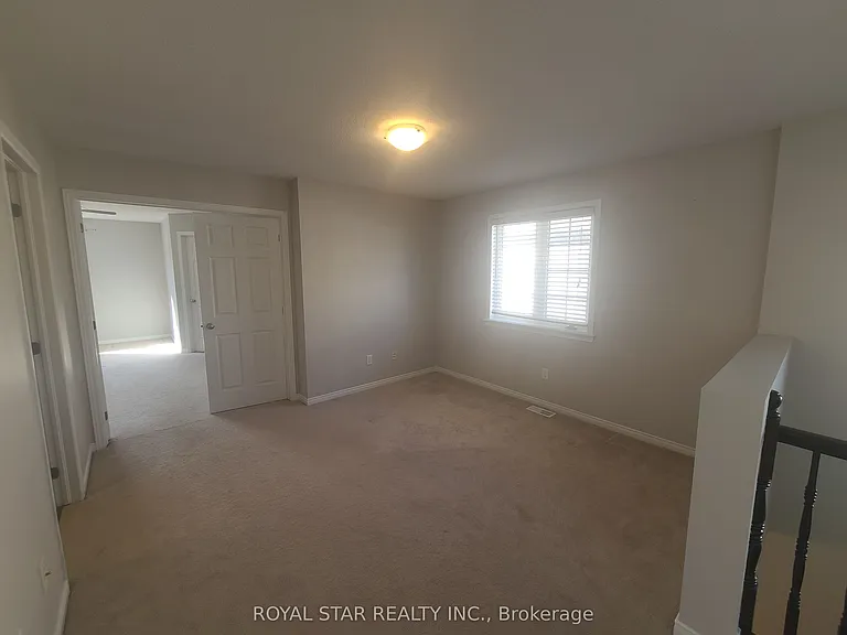 621 Pepperville Cres — Photo 15