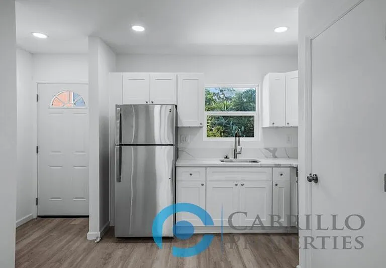 2527 Tuberose St #1 — Photo 13