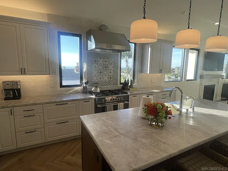606 Camino De Orchidia — Photo 8