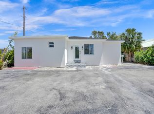 2728 Lake Ave, West Palm Beach, FL 33405