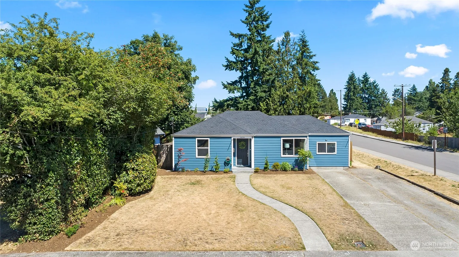 16654 34th Avenue S photo 1