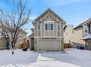 182 NE Cranarch Pl SE, Calgary, AB T3M0W7
