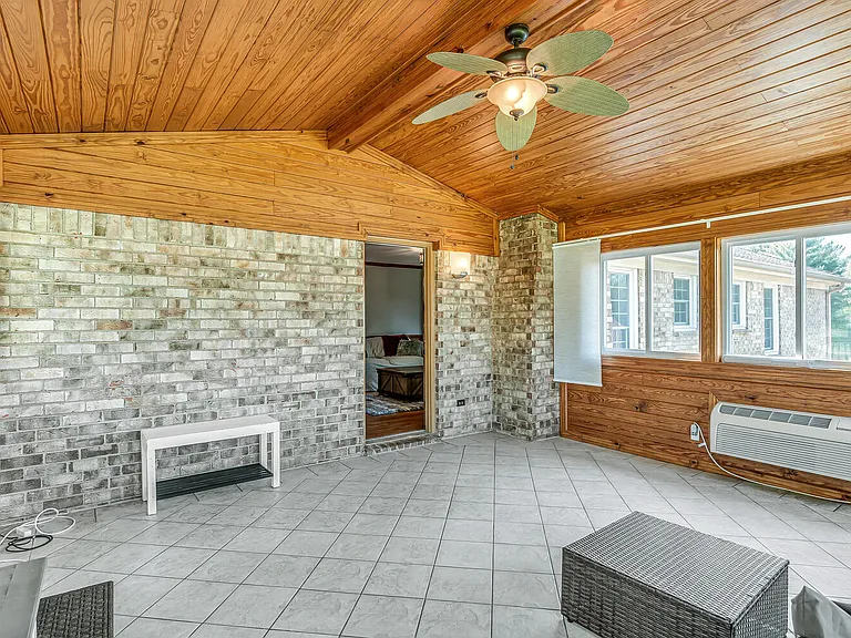 9503 Inavale Ln — Photo 33