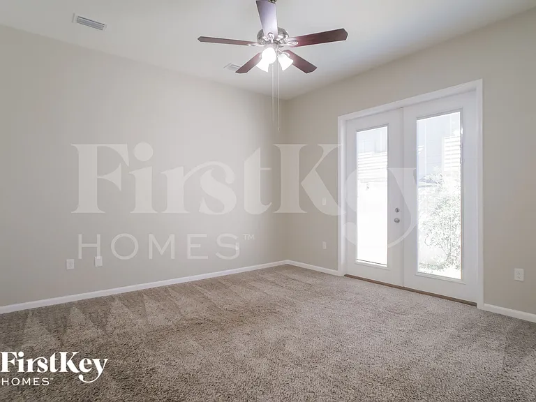 28 Moultrie Creek Cir — Photo 6