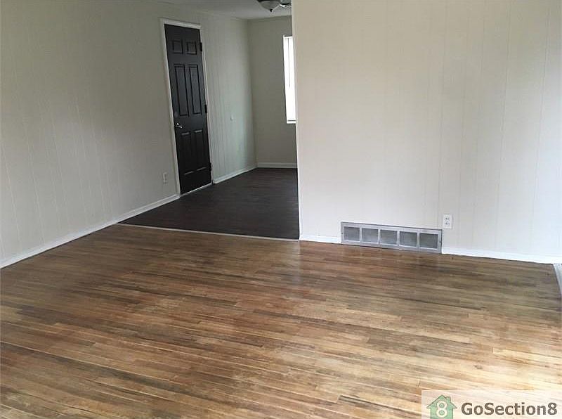 1st image of 404 Jean Ave