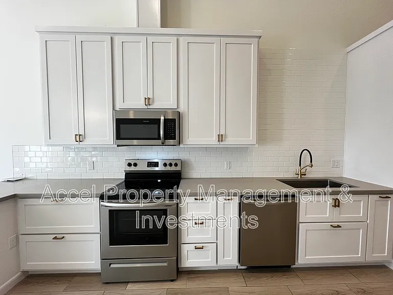 2120 Date Palm Ave #B — Photo 5
