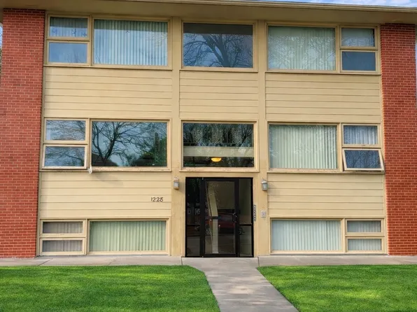 1228 Garfield St #10, Lincoln, NE 68502