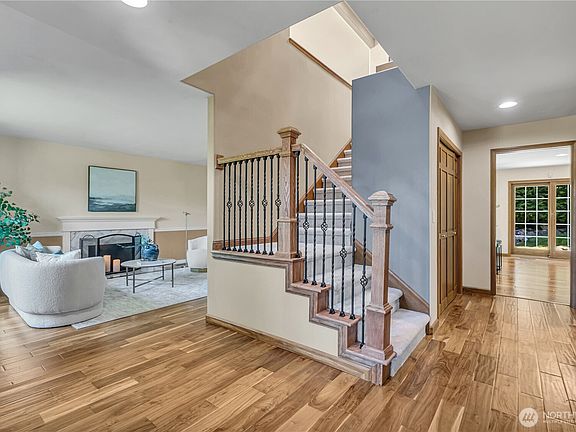 5th image of 5809 106th Street SW