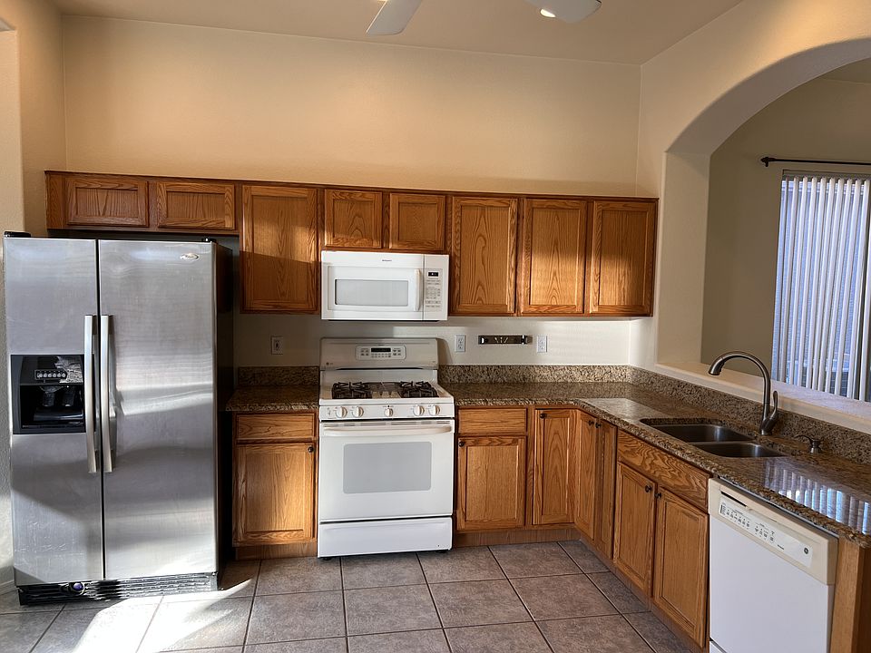 1st image of 9339 N Weather Hill Dr